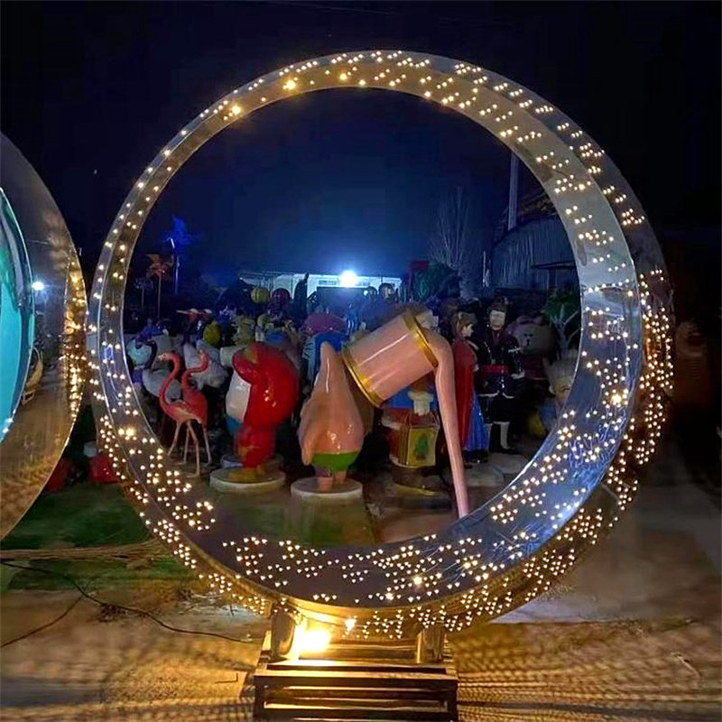 不锈钢雕塑定制发光商业街户外大型卡通摆件网红几何熊切面装饰品