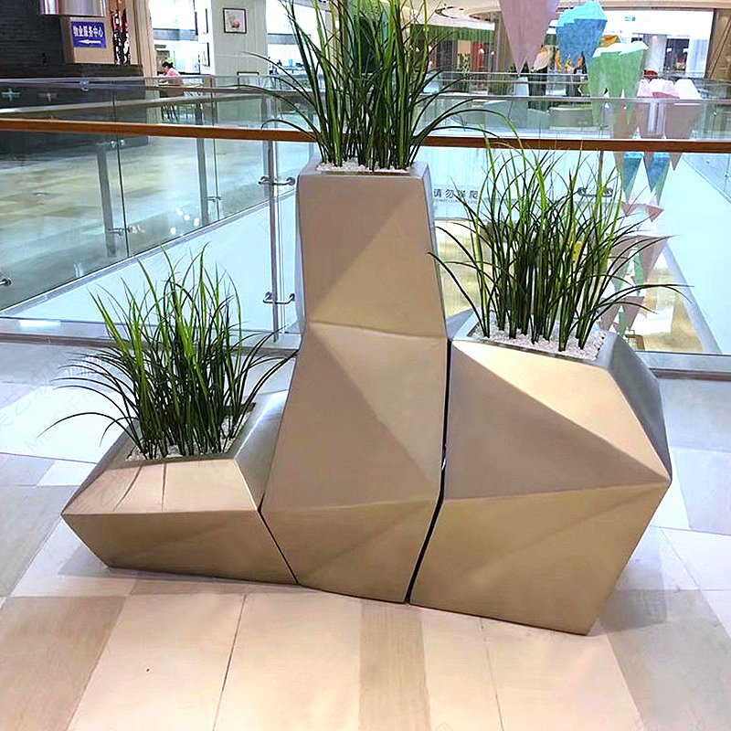 深圳玻璃钢花瓶款式新颖绿化高档大厦写字楼
