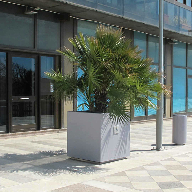 住宅小区的景观玻璃钢雕塑如何选择