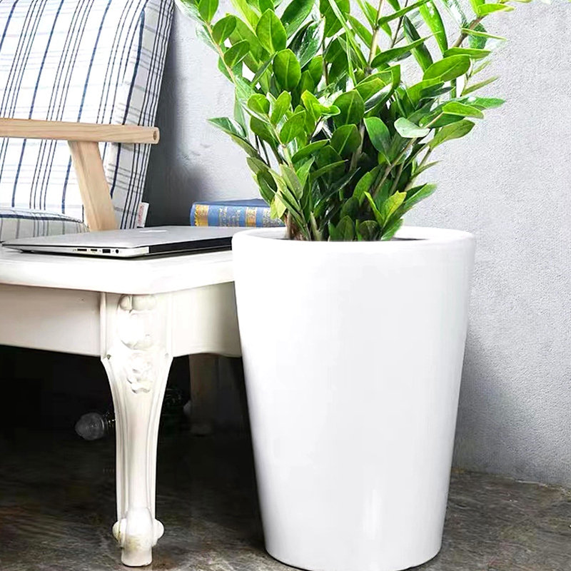 玻璃钢生产厂家浅析玻璃钢花盆的颜色该如何选择