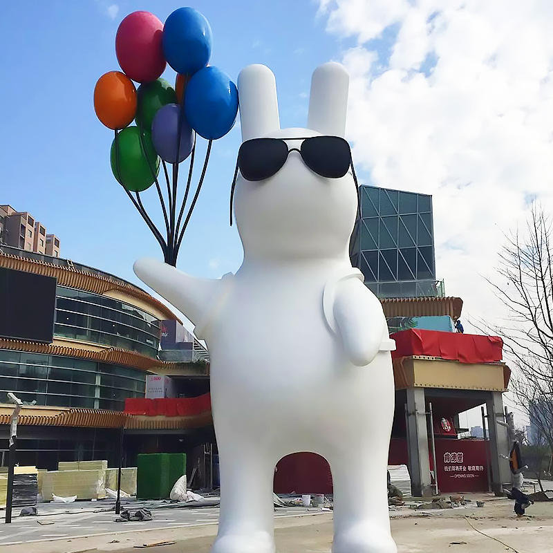 玻璃钢雕塑定制卡通人物鹿动物公仔网红吉祥物大型玻璃钢雕塑摆件