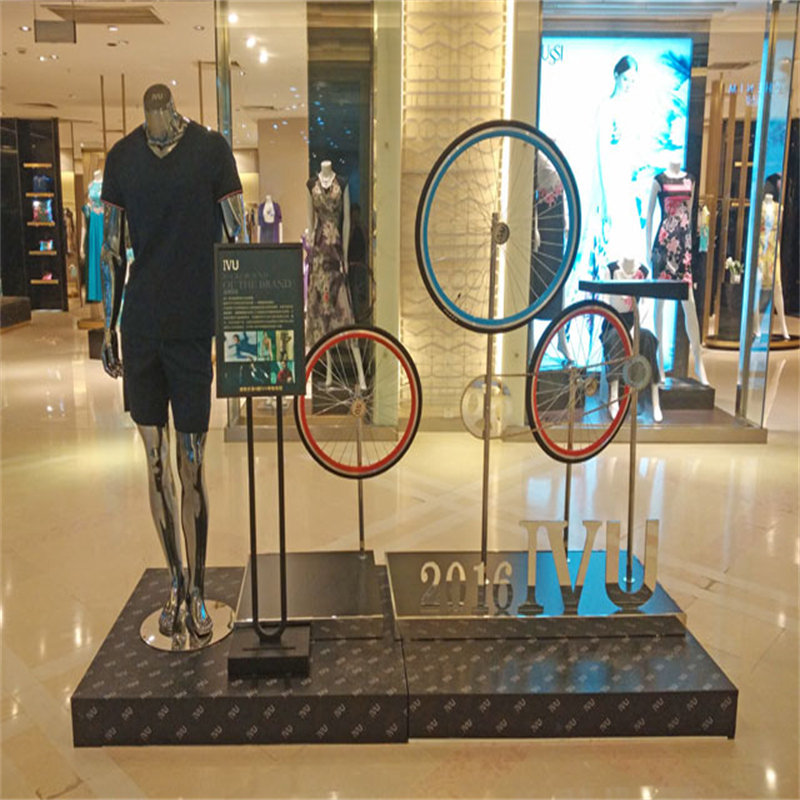 玻璃钢雕塑生产厂家商场美陈网红卡通人物公仔雕塑户外大型装饰